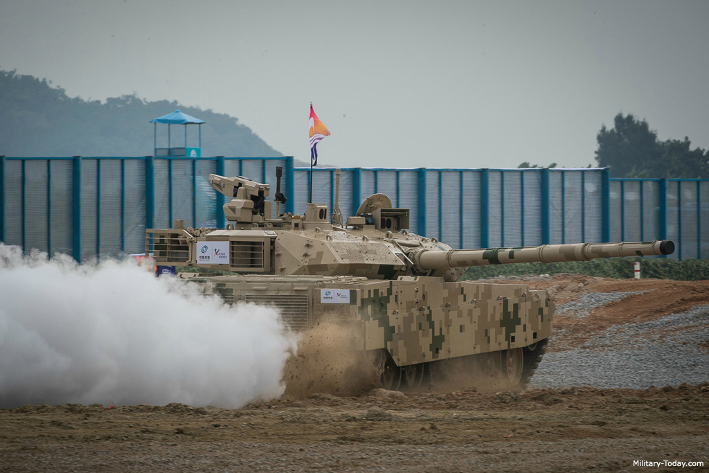 Tại Thái Lan, sự xuất hiện của xe tăng VT-4 thậm chí còn khiến T-84 Oplot của Ukraine bị thất sủng, điều này cho thấy hiệu năng sử dụng tốt tới mức đáng ngạc nhiên của xe tăng Trung Quốc. Nguồn ảnh: Sina.