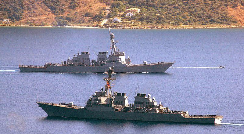 Sea Breeze là đợt diễn tập hải quân thường niên được NATO tổ chức trên Biển Đen từ năm 1997.