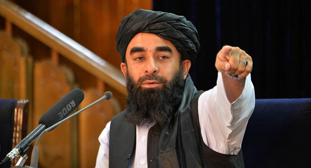 Lá cờ của Taliban kéo lên ngay đại bản doanh của lực lượng Mặt trận Kháng chiến Quốc gia Afghanistan như một minh chứng cho việc thất bại của FANR.