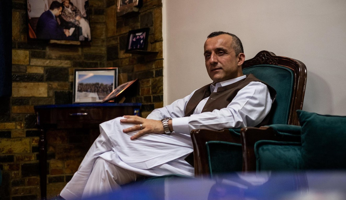 Phó Tổng thống Afghanistan Amrullah Saleh sinh ngày 15/10/1972 tại Panjshir. Ông có một người em gái đã bị Taliban tra tấn tới chết.