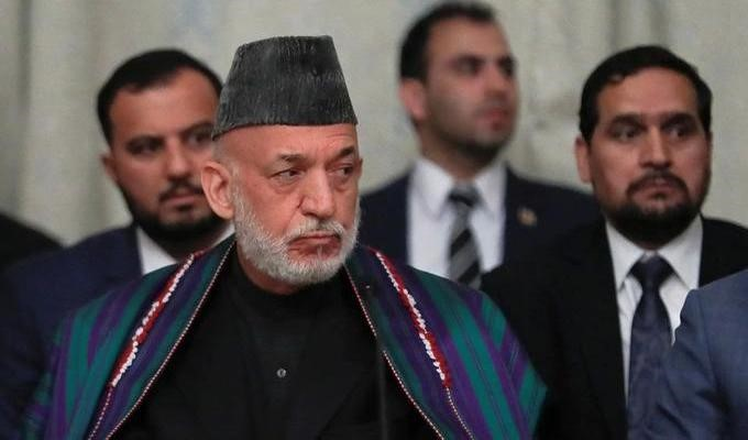 Ông Amrullah Saleh là người đã lên tiếng chỉ trích lập trường mềm mỏng của cựu Tổng thống Hamid Karzai đối với Taliban và tình trạng phụ thuộc vào sự hỗ trợ từ Pakistan.