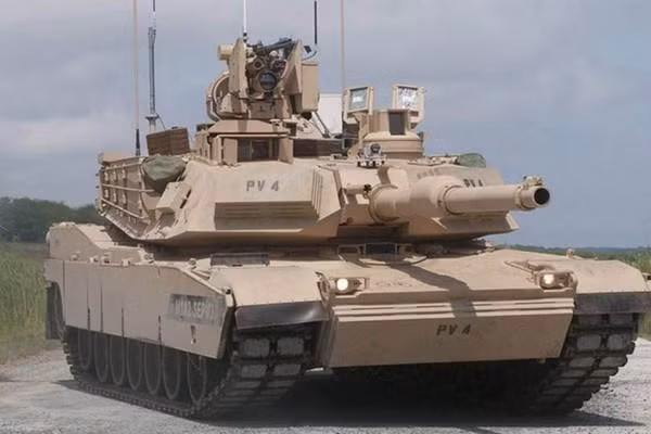 Nếu không huy động xe tăng, thậm chí Quân đội NATO hoàn toàn có thể nã pháo cấp tập vào địa điểm trên, dĩ nhiên S-400 không đủ tên lửa và cũng không có khả năng đánh chặn hiệu suất cao.