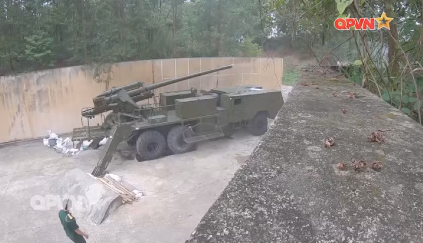 Hỏa lực của pháo kéo M46 là không thể bàn cãi, khi nó có thể bắn ở tốc độ tối đa 8 viên/phút, kèm theo đó là tầm bắn tối đa 27 km. Điểm yếu lớn nhất của M46, đó là nó có độ cơ động thấp - nay đã được khắc phục bằng hệ thống pháo tự hành.