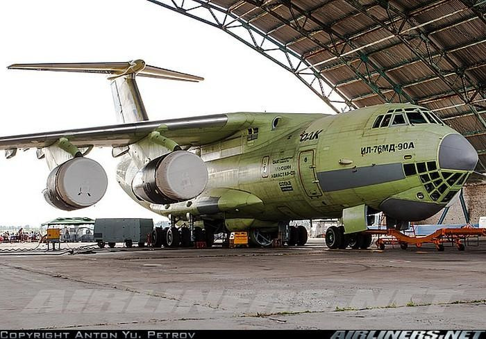 Do vậy dựa trên nền tảng những lời nói của nhà lãnh đạo Nga về sự cần thiết phải trang bị đủ số lượng máy bay vận tải cho Lực lượng vũ trang, có thể sắp tới sẽ chứng kiến sự thay đổi quan trọng.
