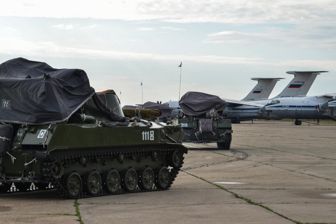 Đối diện tình huống trên, theo ước tính của các nhà phân tích, khi cung cấp cho những đơn vị của Lực lượng Nhảy dù đủ số lượng máy bay vận tải hiện đại, họ có thể nhanh chóng đẩy lùi hành động vũ trang ở quần đảo Kuril.