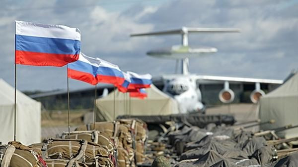 Tuy nhiên để đảm bảo hiệu quả của lực lượng đổ bộ đường không, cần nâng cao sức mạnh của hàng không vận tải, không chỉ về mặt số lượng mà còn cả chất lượng.