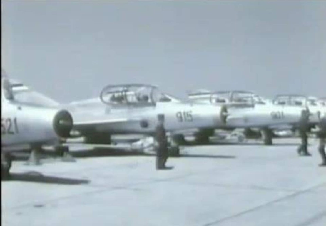 Tới năm 2003, cái tên "Nam Tư" chính thức biến mất khỏi bản đồ thế giới, khi đất nước này đổi tên thành "Liên bang Serbia và Montenegro. Tới năm 2006, hai quốc gia kể trên cũng tách ra, chính thức đánh dấu chấm hết cho sự tồn tại của Nam Tư. Nguồn ảnh: Sljapic.