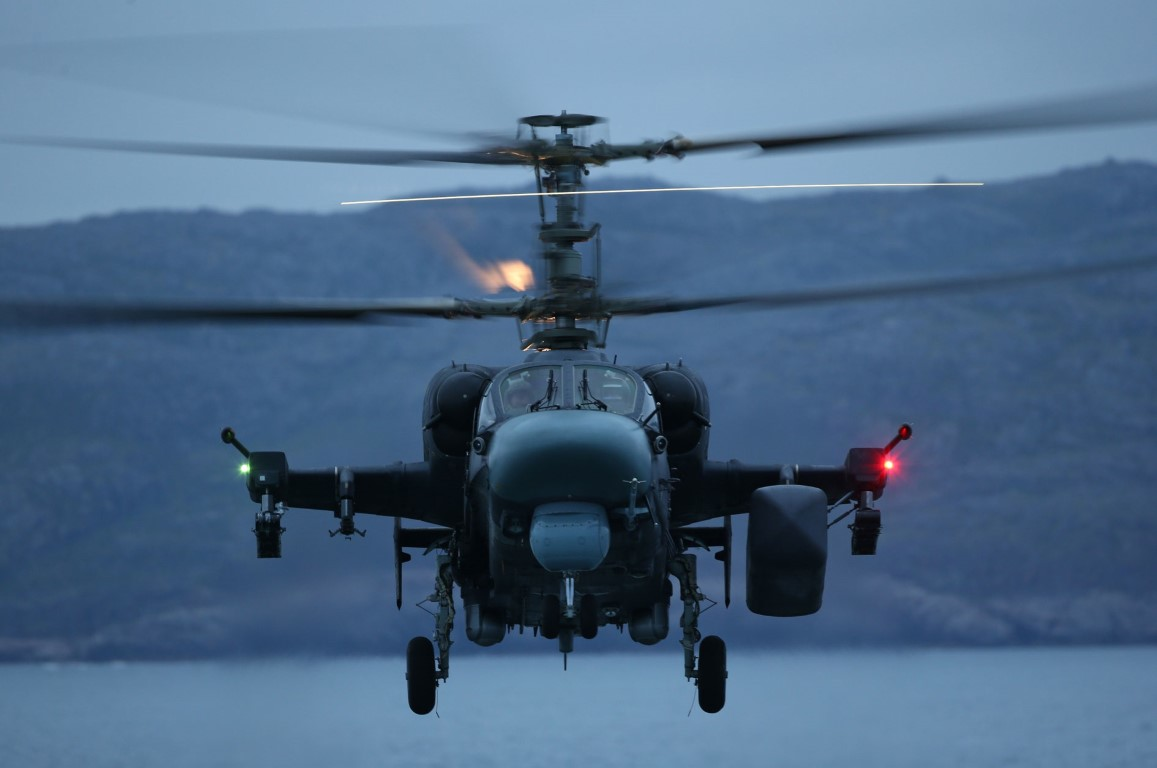 Ngoài ra, trực thăng Ka-52K còn được trang bị hệ thống radar và cảm biến mới. Trong đó, quan trọng nhất là hệ thống laser quang điện tử, được phát triển bởi KRET.