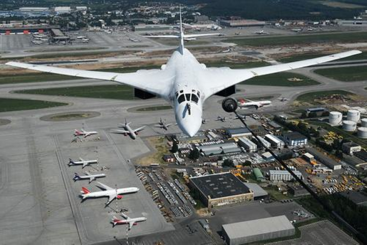 Theo Sohu, tin tức về việc oanh tạc cơ Nga xuất hiện trên Vịnh Mexico đã khiến nước Mỹ giật mình và Washington sẽ phải nhớ lại thời kỳ xảy ra cuộc khủng hoảng tên lửa Cuba.