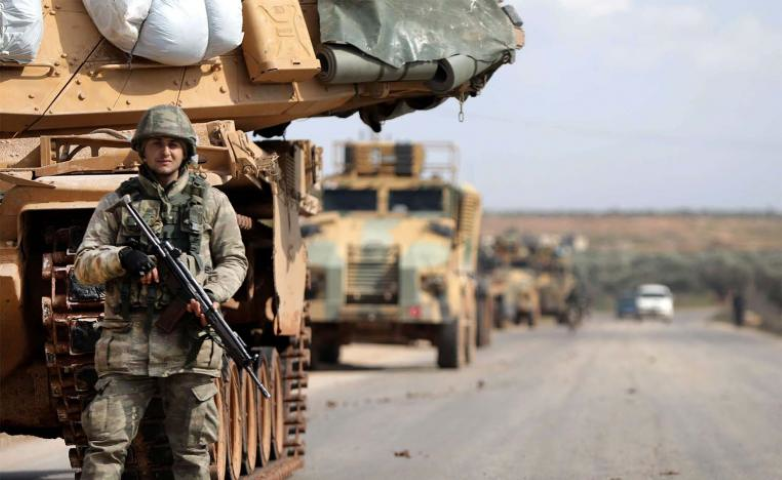 Đáp trả lại yêu cầu của Syria và Nga, Thổ Nhĩ Kỳ lại tỏ ra không quan tâm, thậm chí còn đưa thêm phương tiện vũ khí hạng nặng tới Idlib.