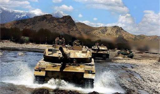 Xe tăng Type 15 còn sở hữu hệ thống điều khiển hỏa lực và vũ khí tiên tiến, hệ thống nhận biết tình huống chiến trường bổ sung với khả năng nhận diện địch - ta.