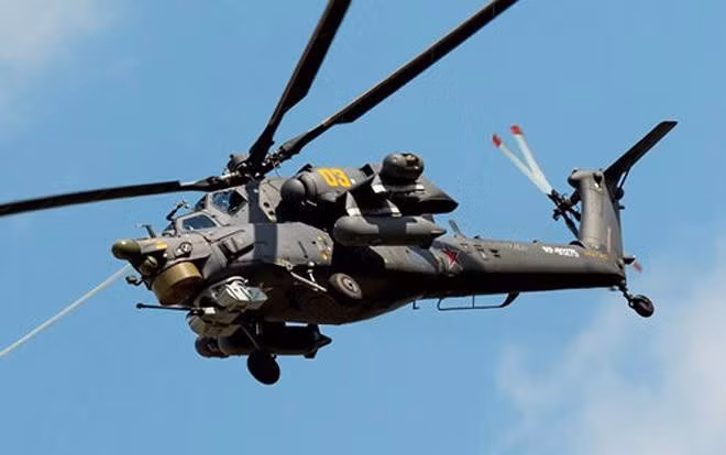 Máy bay được trang bị cánh quạt chính 5 lá có thể chống được đạn 12,7-14,5mm và cánh quạt đuôi triệt tiêu mô men xoắn chữ “X” giảm đáng kể tiếng ồn khi hoạt động.