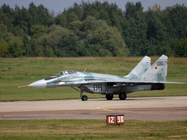 Trong cuộc khủng hoảng Crimea năm 2014, Quân đội Nga đã thu giữ một số lượng lớn tiêm kích MiG-29 từ phía Ukraine và chỉ trả lại sau đó khoảng hơn một năm. Nguồn ảnh: Avia.