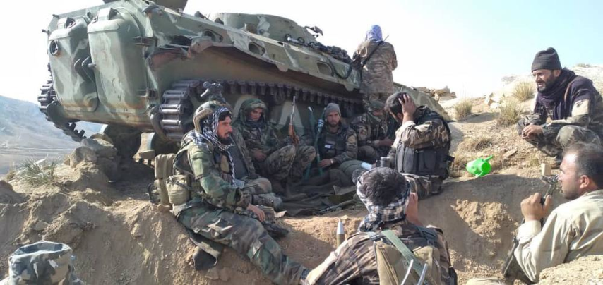 Sau khi thất thủ tại các căn cứ chính nằm trong thung lũng Panjshir, lực lượng Mặt trận Kháng chiến Quốc gia Afghanistan rút dần lên các cao điểm, tiếp tục chiến đấu. Hình ảnh mới nhất của lực lượng này hé lộ sự xuất hiện của xe chiến đấu bộ binh BMP-1.