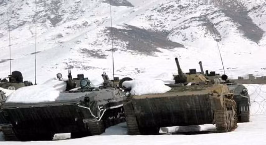 Với trang bị trên, BMP-1 có thể dễ dàng hạ gục các xe tăng chiến đấu chủ lực của phương Tây thời đó như M60 (Mỹ), Leopard (Tây Đức), AMX-30B (Pháp) và Chieftain (Anh) hay các công sự kiên cố.