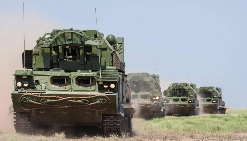 Phiên bản mới nhất hiện nay là Tor-M2U có thể tiêu diệt cùng lúc 16 mục tiêu ở vận tốc 700 m/s, trong khoảng cách 12km và tầm cao 10km.