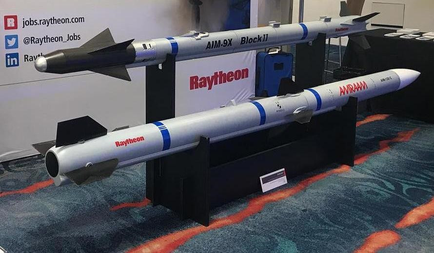 AIM-9X được giới quân sự thế giới đánh giá là một trong những tên lửa không đối không dẫn đường hồng ngoại mạnh nhất thế giới.