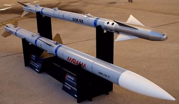 Phiển bản AIM-9X Block III bắt đầu được nghiên cứu từ năm 2010 và dự kiến sẽ đi vào trang bị vào năm 2022.