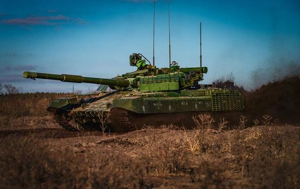 Trong đó kính ngắm dành cho xạ thủ được tích hợp cả kênh quan sát ảnh nhiệt, có tác dụng nhanh chóng phát hiện, nhận dạng và tác xạ chính xác bất kể ngày đêm, trong mọi điều kiện thời tiết.