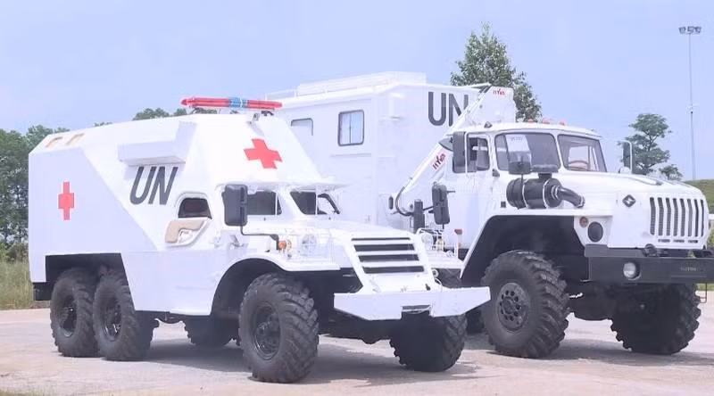 Sau chiếc xe thiết giáp BTR-152 sửa đổi thành xe cứu thương nói trên, nếu tương lai Việt Nam tiếp tục đưa đơn vị công binh tham gia gìn giữ hòa bình thì rất có khả năng họ sẽ mang theo "chiến xa" của mình, đó là loại IRM-2M trên khung gầm xe tăng T-72 sang châu Phi làm nhiệm vụ.