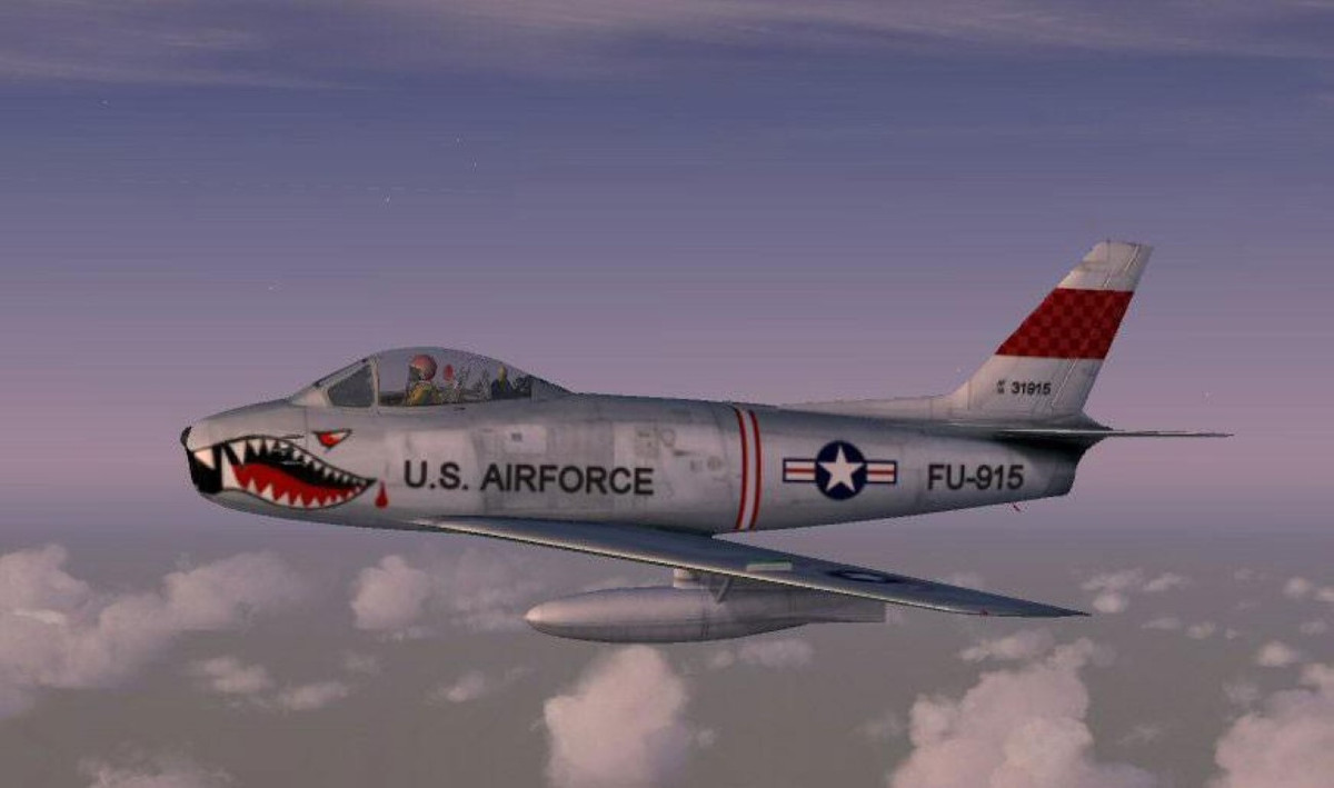 F-86 có nòng pháo ổn định hơn, nhưng hỏa lực lại kém hơn MiG-15, và bộ khung chắc chắn cũng khiến MiG-15 khó bị bắn hạ.