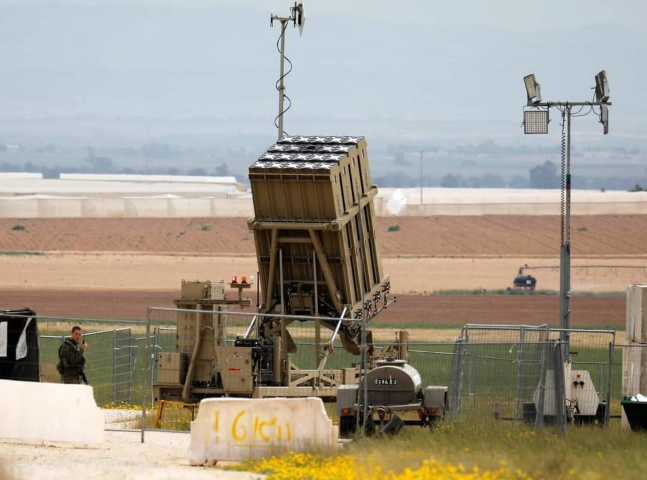 Báo giới Nga cũng khẳng định rằng, các tổ hợp phòng thủ Iron Dome là cực kỳ hiện đại và tối tân, quân đội Ukraine về cơ bản sẽ không đủ năng lực để vận hành chúng.