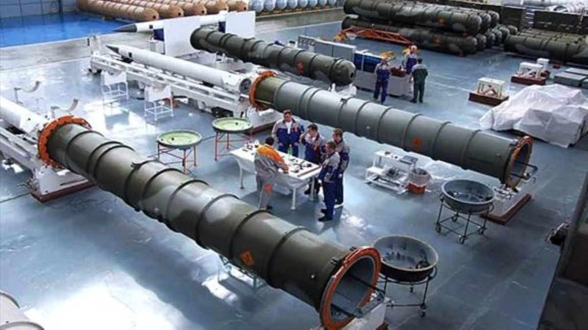 Liệu Triumf có lâm vào hoàn cảnh phải "đại hạ giá" vì không còn ai hỏi mua, bất chấp việc nó từng là món hàng đắt khách nhất của ngành công nghiệp quốc phòng Nga.