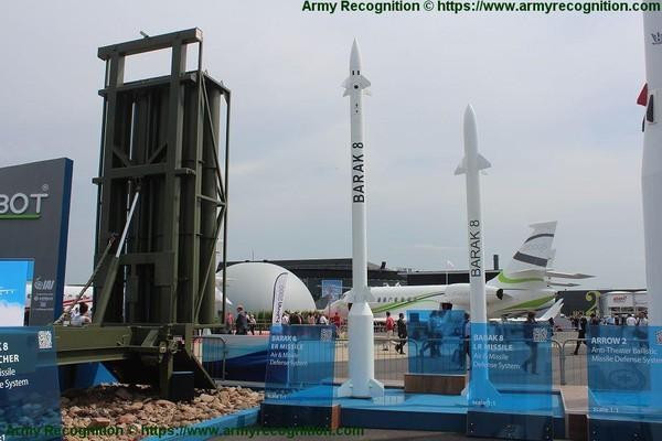 Khi lắp thêm tầng đẩy phụ, tên lửa Barak-8 sẽ đạt tới tầm bắn 100 km, nó được tối ưu hóa để bắn hạ mục tiêu đang lao thẳng vào mình cho nên không yêu cầu phải có vận tốc quá lớn.