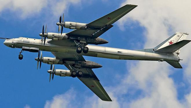 Sau khi phê chuẩn Thỏa thuận Lisbon năm 1992 (Đây là thỏa thuận bổ sung cho Hiệp ước cắt giảm vũ khí tiến công chiến lược Xô-Mỹ START-1), Ukraine, Belarus và Kazakhstan đã chấp thuận từ bỏ vũ khí hạt nhân.