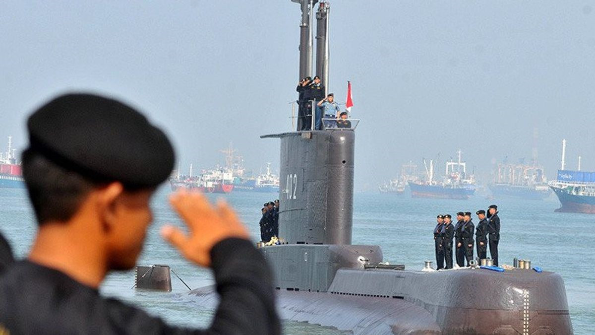 Tàu ngầm KRI Nanggala-402 được Đức thiết kế với rất nhiều thiết bị cảm biến hiện đại bậc nhất thời bấy giờ, trong đó có hệ thông cảm biến KRI cùng với định vị thủy âm CSU-3-2.