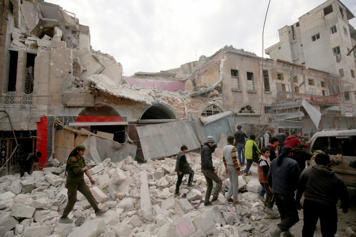 Đáp trả lại, Thổ Nhĩ Kỳ tuyên bố sẽ không lui quân, thậm chí còn gửi thêm trang bị vũ khí hạng nặng tới Idlib, tuyên bố sẵn sàng đối đầu với mọi thách thức của Moscow.