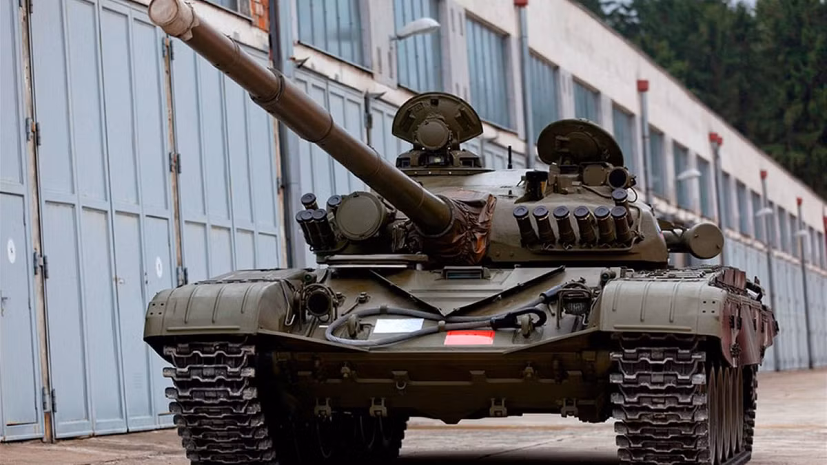 Mang trong mình đầy đủ các công nghệ hiện đại bậc nhất thời bấy giờ, các xe tăng T-72 của Nga đã được tối ưu hóa, để nó có khả năng sản xuất với số lượng lớn, và quan trọng là rẻ.