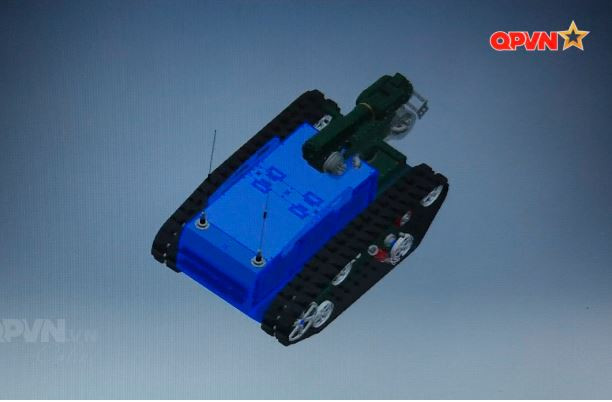 Loại robot này được chi làm nhiều thành phần cấu tạo rõ rệt, bản thân phần tay máy có cấu tạo theo kiểu mô-đun, cho phép tháo - lắp đơn giản.