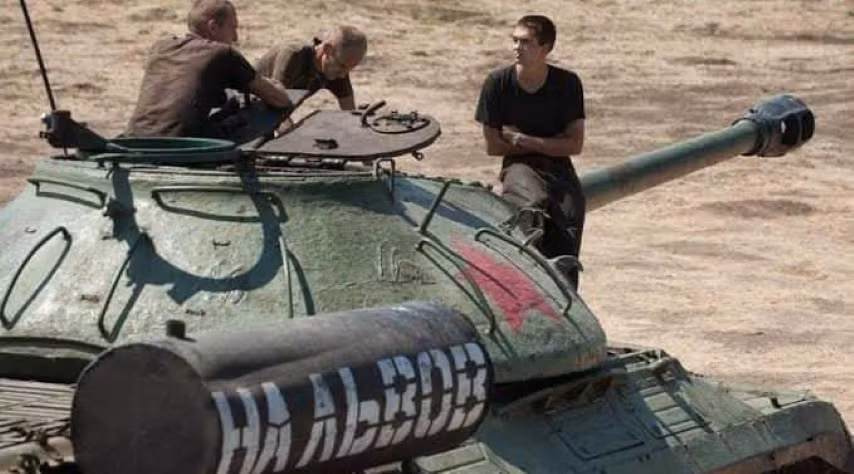 Tuy không thể sử dụng pháo chính, nhưng chiếc xe tăng này vẫn có thể trang bị các vũ khí hạng nhẹ, đồng thời với lớp giáp dày sẽ giúp ít nhiều cho phe ly khai khi xông pha vào phòng tuyến của quân chính phủ.