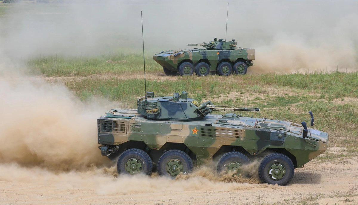 Bộ Tư lệnh Chiến khu phía Đông của quân đội Trung Quốc, đặt sở chỉ huy tại tỉnh Chiết Giang, chịu trách nhiệm đối phó với các tình huống tại khu vực eo biển Đài Loan.