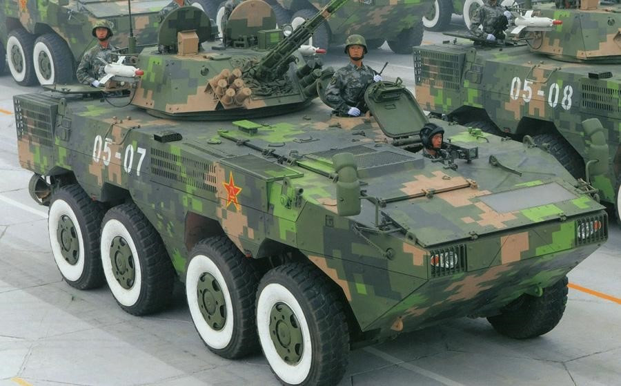 ZBL-08, một trong những loại xe bọc thép chủ lực của lực lượng mặt đất Trung Quốc hiện nay. Chúng được trang bị động cơ diesel sản xuất theo giấy phép của nước ngoài có công suất tối đa 440 mã lực.