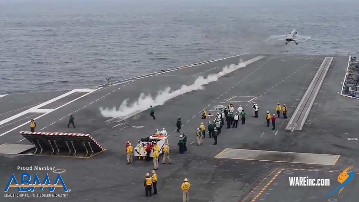 Với hệ thống máy phóng bằng hơi nước trên tàu sân bay Type 003, các tiêm kích hạm của Trung Quốc không những có thể mang theo đầy nhiên liệu và đầy vũ khí, mà tốc độ cất cánh - thu hồi máy bay, của tàu Type 003 cũng sẽ nhanh hơn nhiều lần. Nguồn ảnh: QQ.