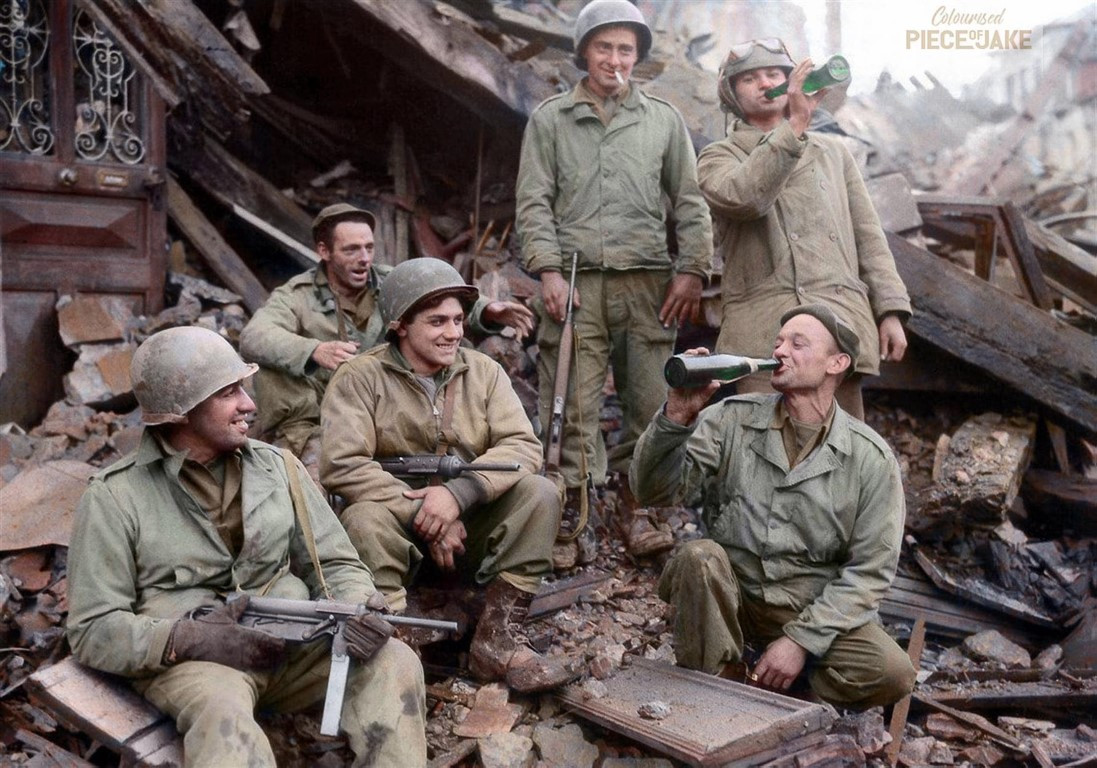 Chiến thuật của tướng Patton và tập đoàn quân số 3 rất đơn giản, chỉ cần dùng những đoàn xe tăng dài tới bất tận, khoan thẳng vào phòng tuyến của quân thù, quấy phá ở tuyến sau của chúng, buộc những tuyến đầu phải rút lui do thiếu hậu cần hoặc xuống tinh thần.