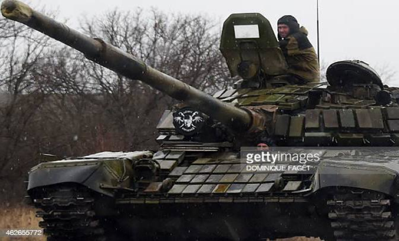 Được biết trong trang bị của quân ly khai đang có nhiều dòng xe tăng khác nhau, nhưng chiếm số lượng lớn nhất vẫn là những chiếc xe tăng T-72B.