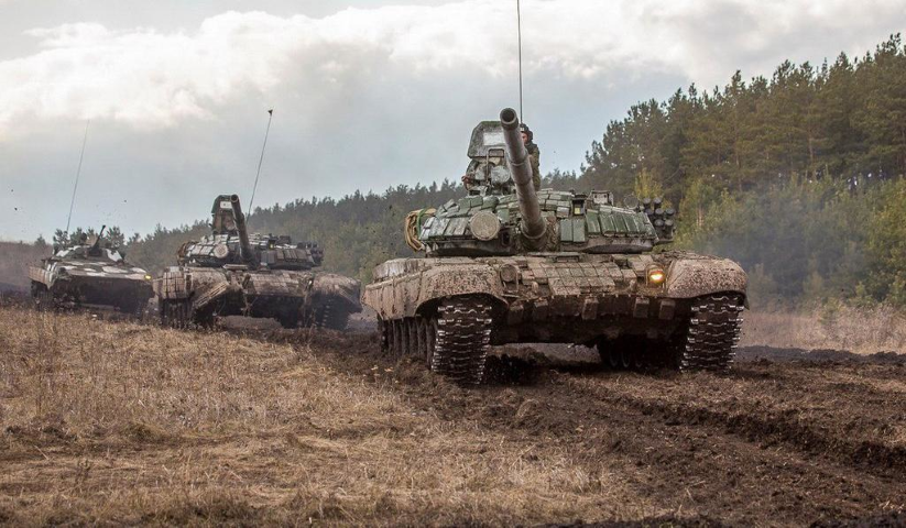 Phiên bản T-72B của Nga sau này còn được hệ thống kính ngắm đa kênh quang ảnh nhiệt cho pháo thủ và trưởng xe Sosna-U do công ty Peleng của Belarus sản xuất, từ đó nâng cao hiệu suất chiến đấu.