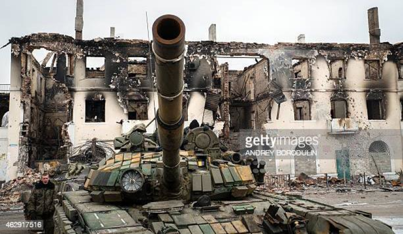 Trước đó cũng đã có những bằng chứng cho thấy, Nga đã cung cấp một số lượng nhỏ dòng xe tăng T-72B3 hiện đại cho phía ly khai Ukraine.