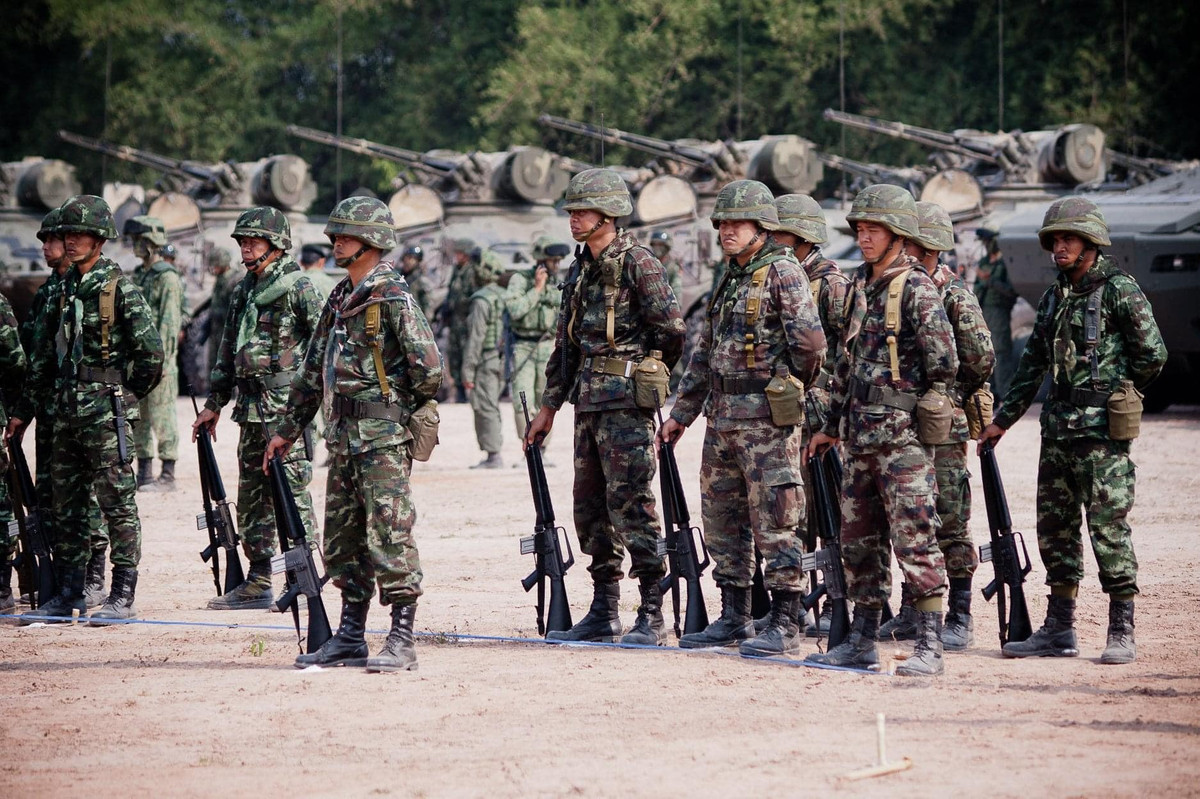 Đây cũng là loại vũ khí khá quen mặt trong Chiến tranh Việt Nam và nổi tiếng là có độ ổn định kém, hiệu năng chiến đấu không cao.