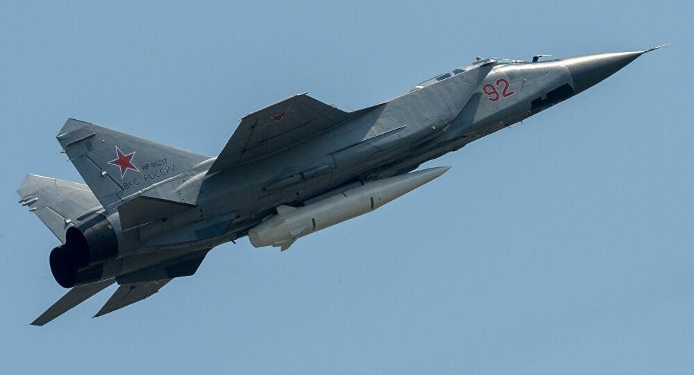 Về phần mình, giới chuyên gia Nga phản bác rằng, những lời chỉ trích như vậy từ phía Mỹ chỉ nhằm mục đích duy nhất đó là làm mất uy tín của vũ khí và những phát triển mới nhất của họ.