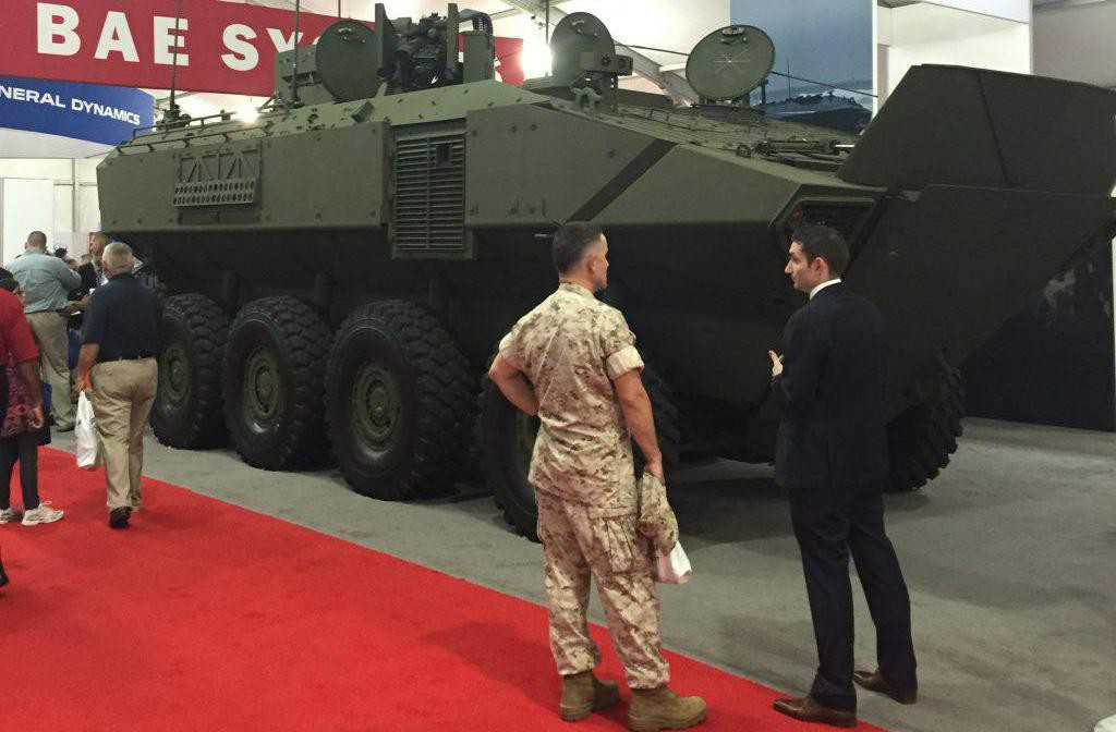 Cụ thể Thủy quân lục chiến Mỹ đã trao cho hãng sản xuất BAE Systems hợp đồng trị giá 184 triệu USD để sản xuất hàng loạt dòng xe chiến đấu lưỡng cư ACV. Dự định quân đội Mỹ sẽ trang bị 400 chiếc xe này trong vòng 5 năm.