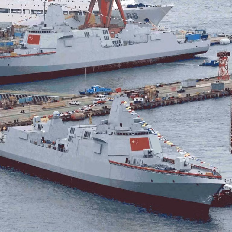 Một điểm nhấn rất đáng chú ý của Type 055 hiện nay đó là nó có hệ thống radar cực kỳ hiện đại và tiên tiến. Theo những thông tin đã được tiết lộ, Type 055 hiện đang sử dụng radar phòng không băng tần S loại 346A.