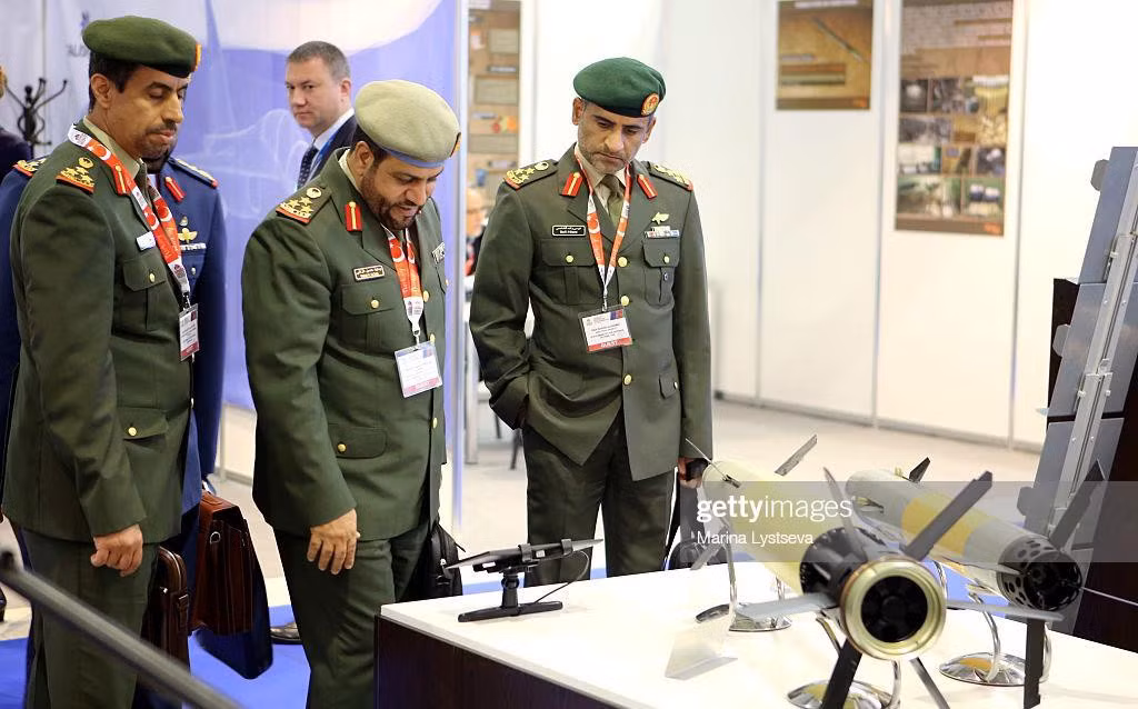 Trang Defense News đã có nhận định cho rằng, với loại đạn Krasnopol-M2, các loại pháo cỡ nòng 152mm có thể đánh đâu trúng đó.