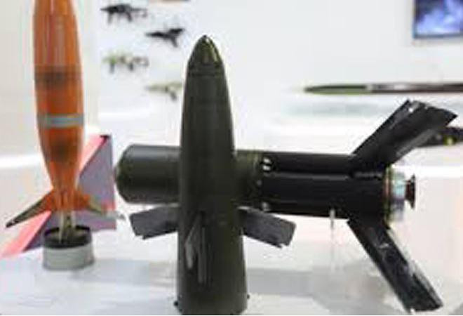 Trọng lượng đầu nổ lên tới 20kg được nhồi thuốc nổ cực mạnh.