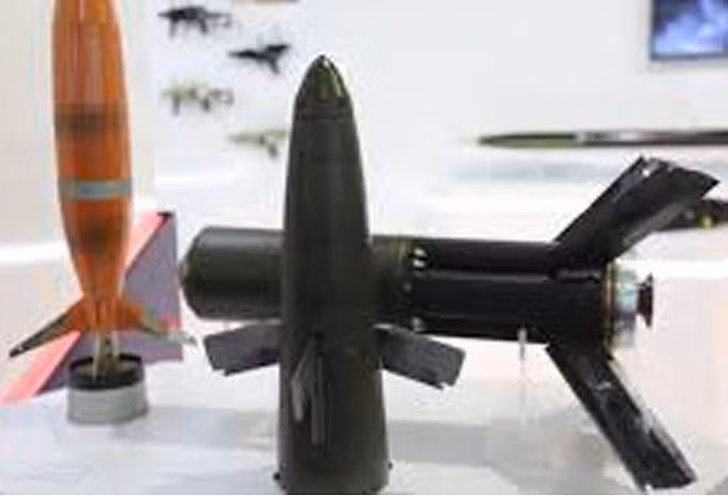 Trọng lượng đầu nổ lên tới 20kg được nhồi thuốc nổ cực mạnh.