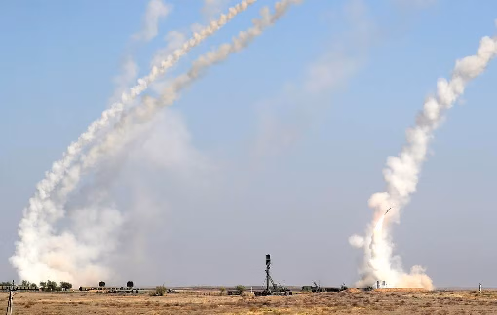 "Họ sẽ trang bị những quả bom này cho máy bay chiến đấu? Khi đó mọi thứ trở nên cực kỳ đơn giản: chúng ta chỉ cần tiêu diệt những chiếc F-35 này, vậy thôi".