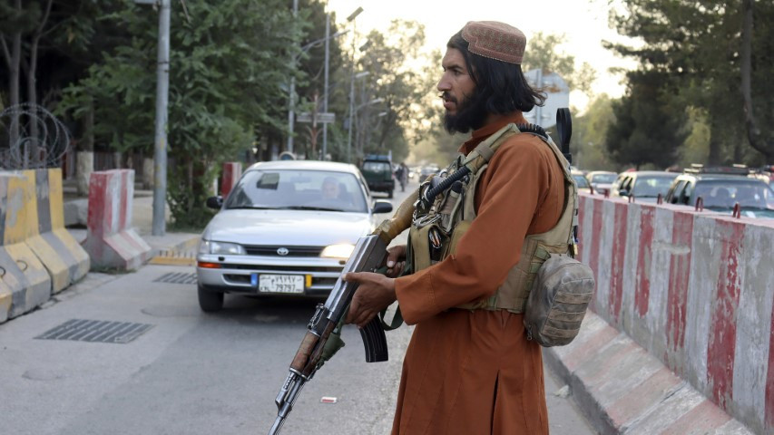 Điều này khiến Afghanistan tin tưởng rằng Moscow sẽ có thể là lời giải cho bài toàn mà quốc gia này đang gặp phải. Hoặc ít nhất, sự can thiệp của Nga sẽ giúp Afghanistan khỏi rơi vào một cuộc nội chiến dai dẳng.